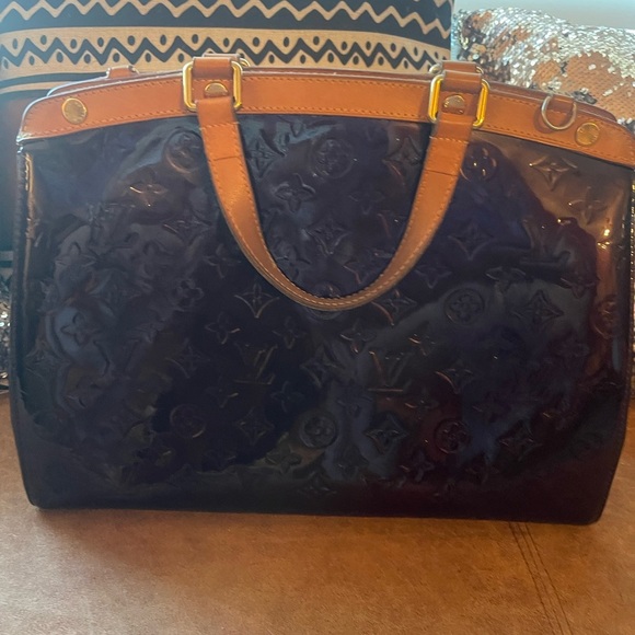 Louis Vuitton Brea Vernis Monogram Bag - Picture 11 of 13
